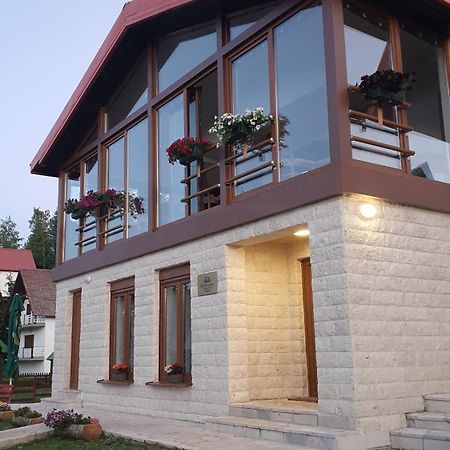Borovnica Sweet Apartments Žabljak エクステリア 写真