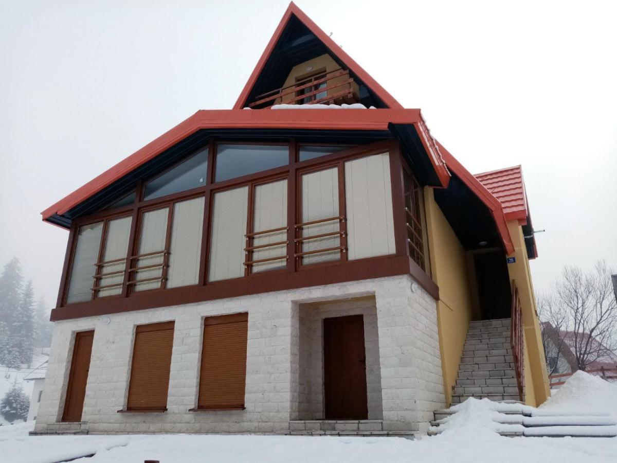 Borovnica Sweet Apartments Žabljak エクステリア 写真